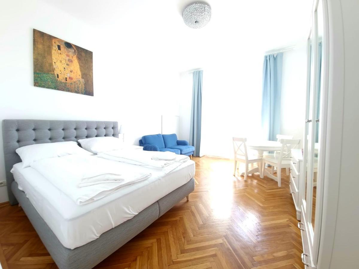 Herzlich Willkommen - Kuess Hand 3 Appartement